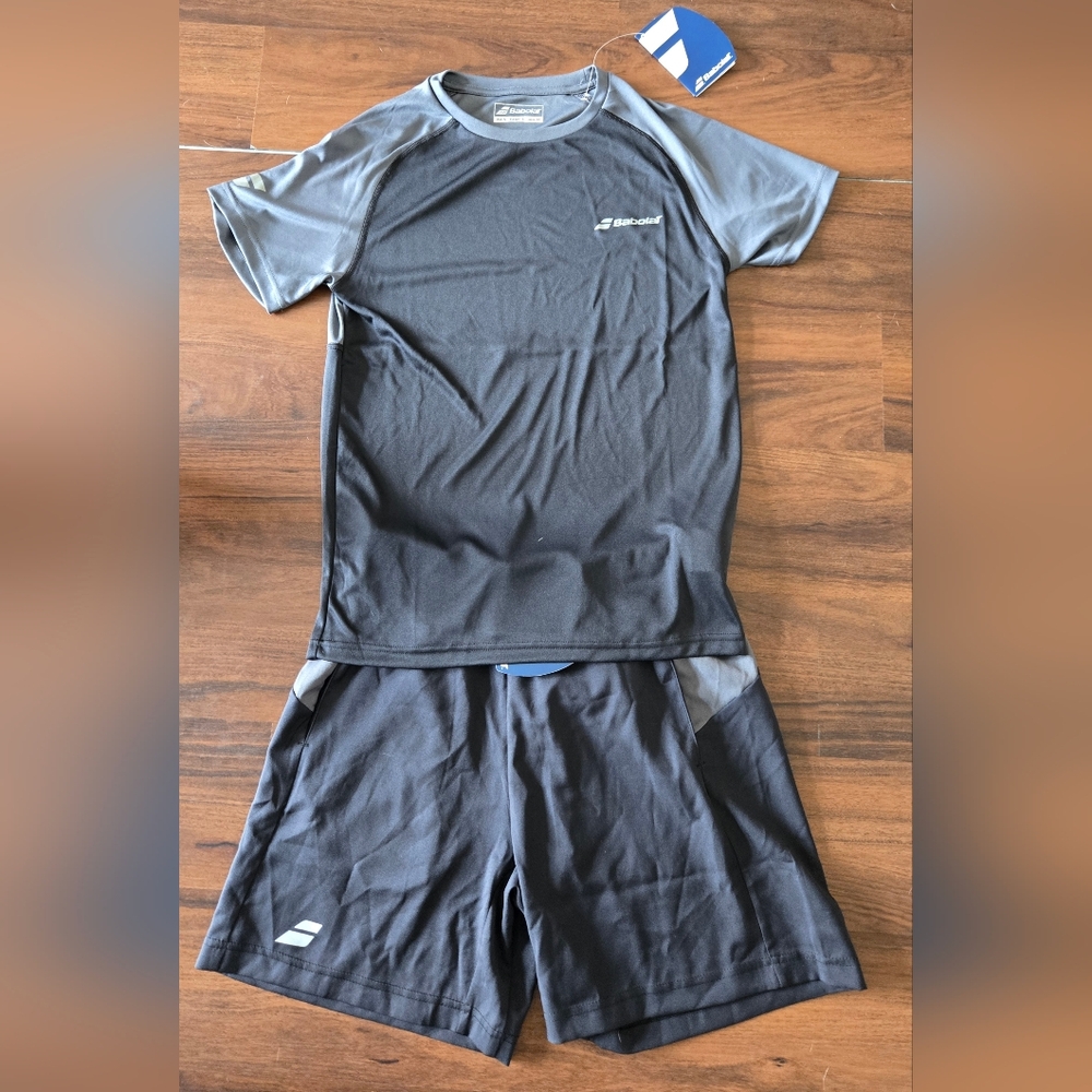 NWR- Men's Gray Babolat Athletic T-Shirt and Shorts Set, Sz Small